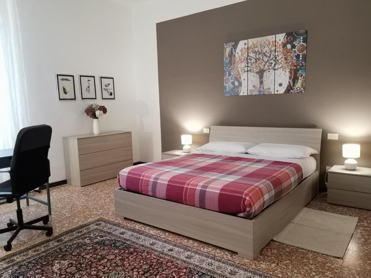 At Home In كريمونا المظهر الخارجي الصورة