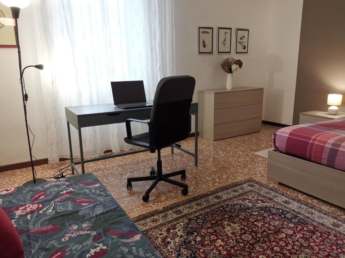 At Home In كريمونا المظهر الخارجي الصورة